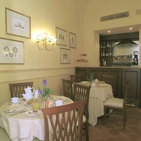 Hotel La 3*