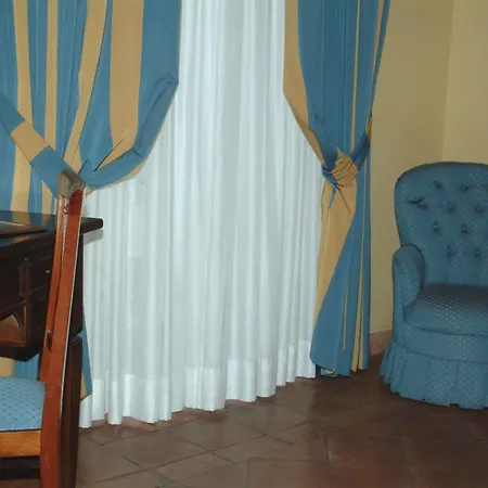 La Hotel 3*