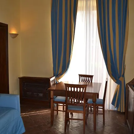 La Hotel 3*