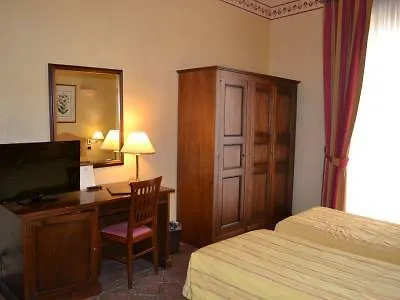 La Hotel 3*